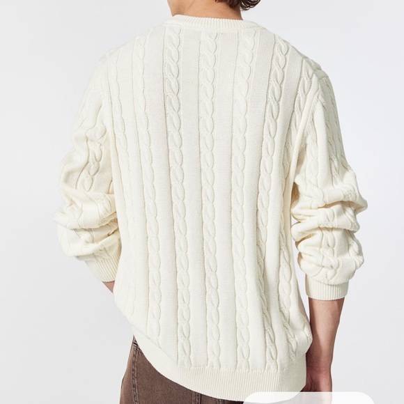 H&M cable knit sweater white, size Medium - Picture 2 of 7